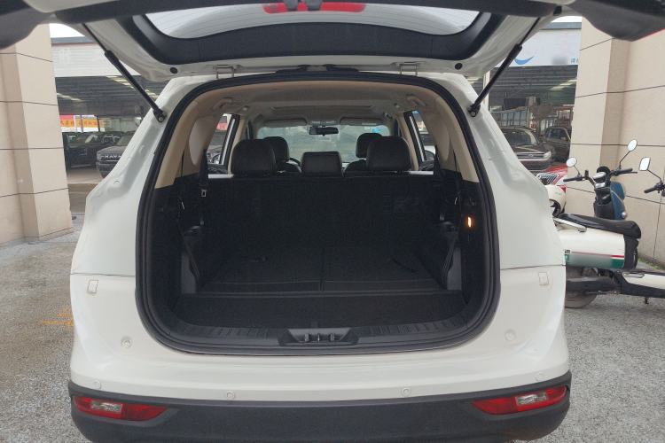 Used Dongfeng Fengon 580 2016 1.5T Manual Luxury Version