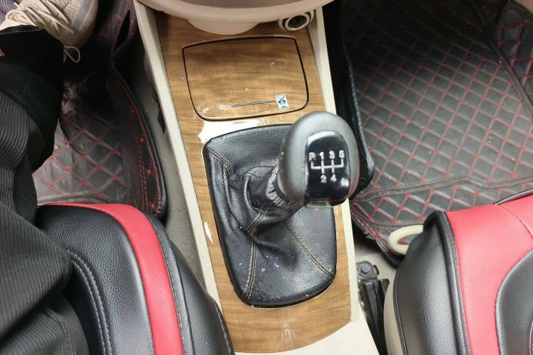 Used Buick Excelle 2015 1.5L Manual Classic Trim