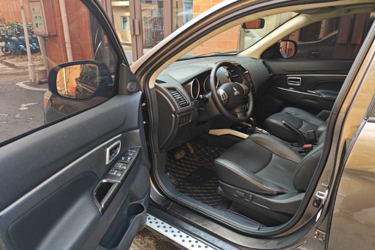 Used Mitsubishi ASX 2018 2.0L CVT Two-Wheel Drive Deluxe Edition
