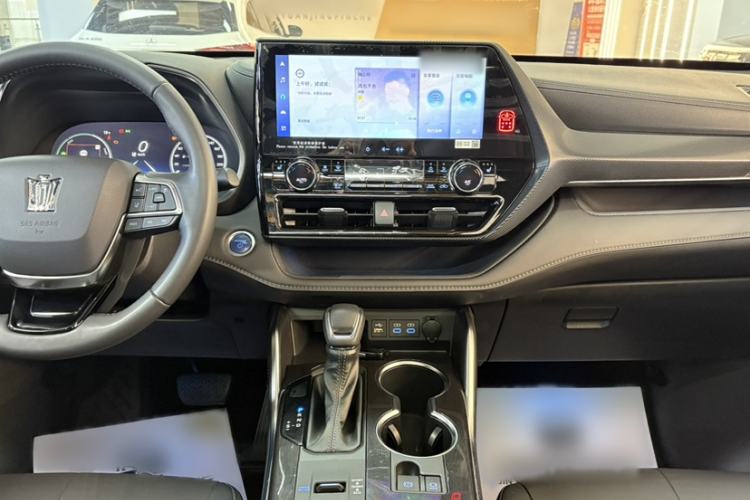 Used Toyota Crown Land Cruiser 2022 2.5L HEV Four-Wheel Drive Premium Edition
