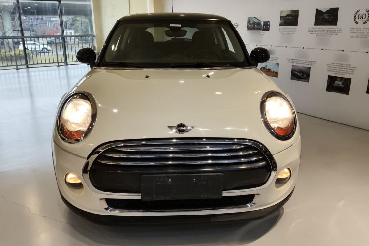 Used MINI MINI 2014 1.5T COOPER Fun
