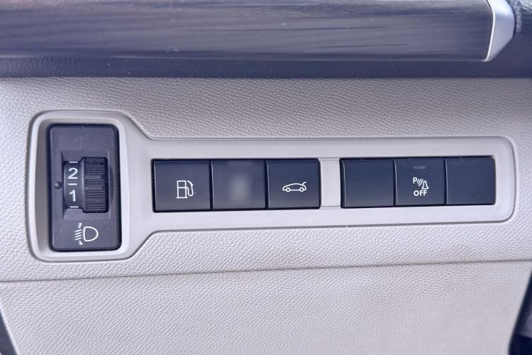 Used Peugeot 408 2014 1.8L Automatic Luxury Edition
