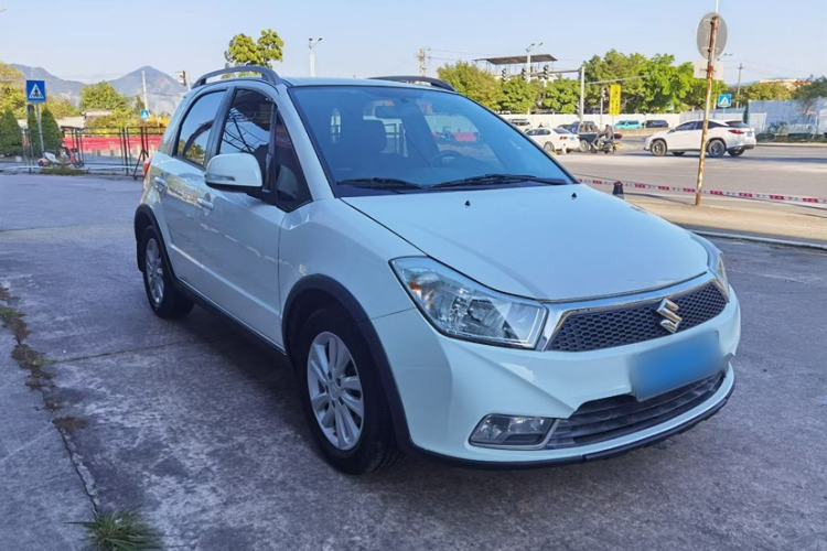 Used Suzuki SX4 2013 1.6L Manual CoolRide Model
