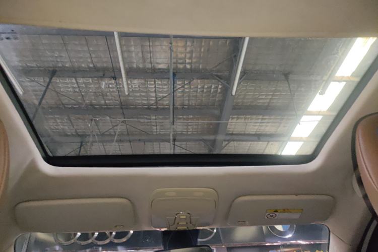 Used Soueast DX7 2015 1.5T Automatic Luxury Model
