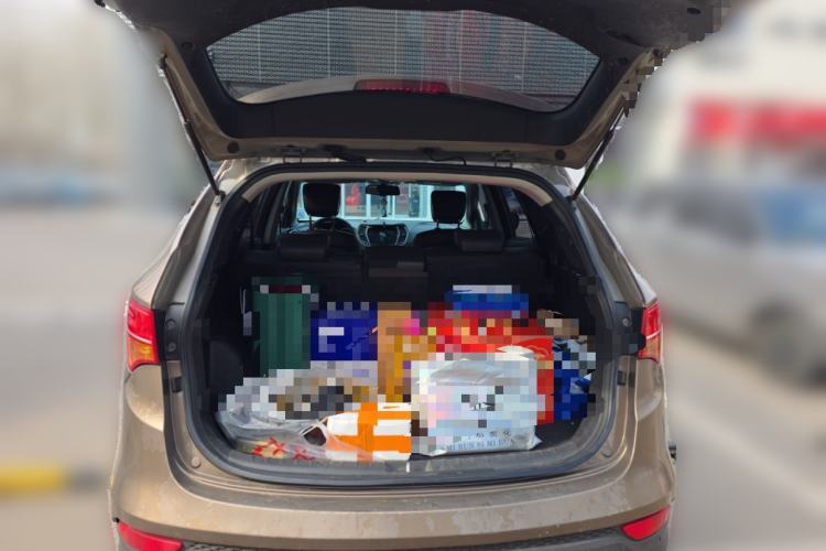 Used Hyundai Santa Fe 2013 2.4L Automatic Two-Wheel Drive Smart Version