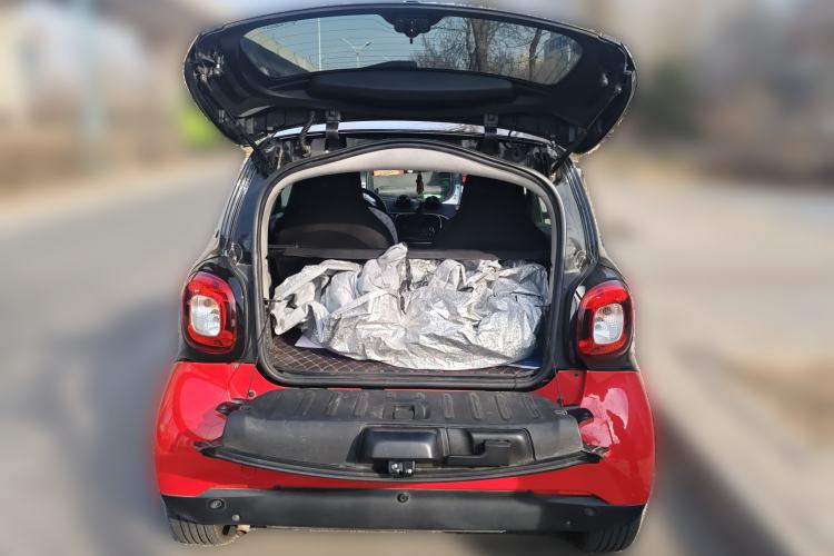 Used  fortwo 2018 1.0L 52kW Hardtop Dynamic Version China V
