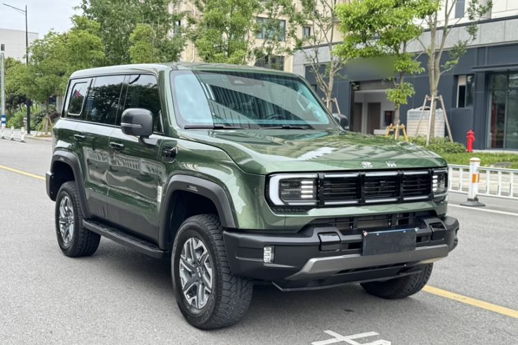 Used Beijing Auto BJ40 2024 2.0D All-New Blade Hero Crosser
