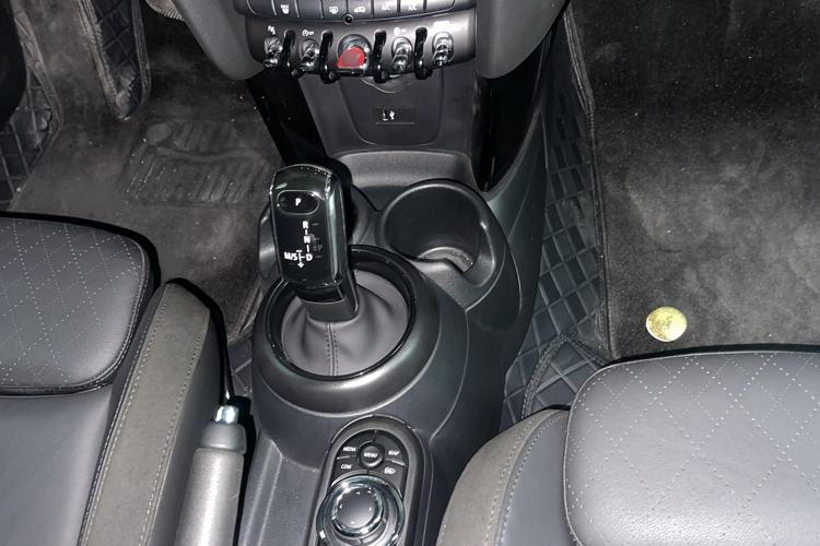 Used  MINI 2023 Updated 2.0T COOPER S Artist
