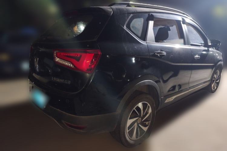 Used Baojun 560 2015 1.8L Manual Luxury Model