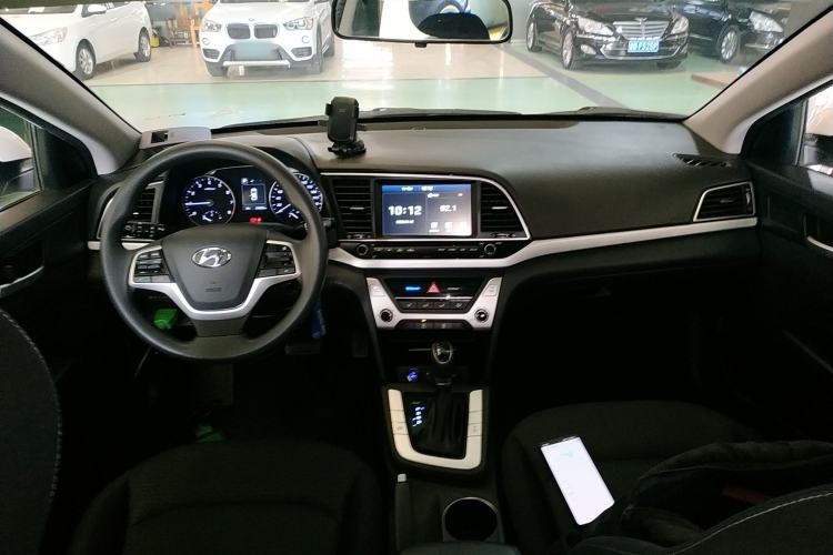 Used Hyundai Elantra 2016 1.6L Automatic ZhiXuan – Elite Version