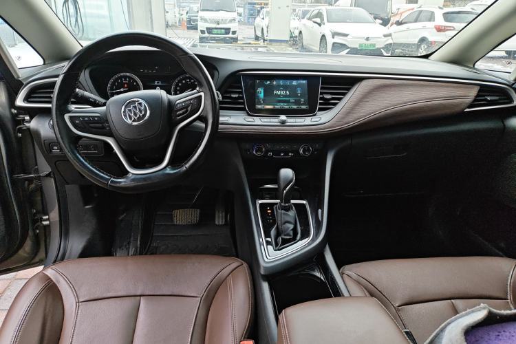 Used Buick GL6 2018 18T 6-Seater Prestige Model
