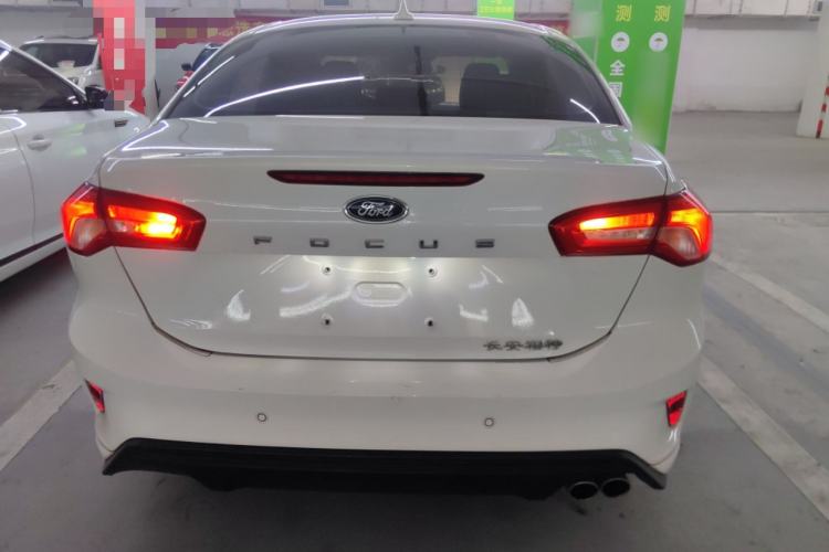 Used Ford Focus 2020 Sedan 1.5L Automatic Sharp Edition
