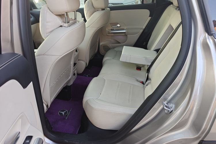 Used Mercedes-Benz GLA 2020 GLA 200 4MATIC
