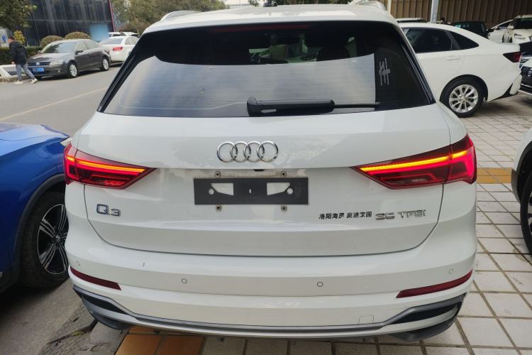 Used Audi Q3 2021 35 TFSI Fashion Dynamic Model
