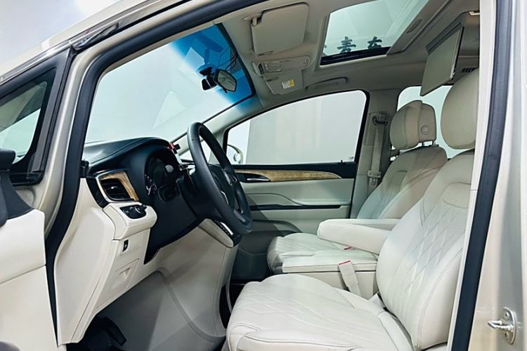 Used Buick GL8 2018 ES 28T Comfort Model China VI Standard
