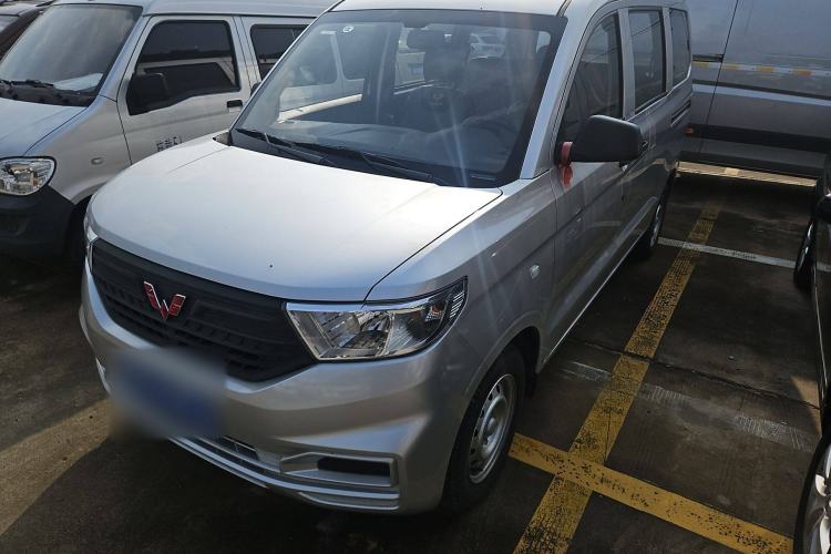 Used Wuling Hongguang V 2022 1.5L Jingqu Edition Electric-Assist LAR
