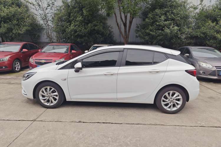 Used Buick Verano 2016 Hatchback 15S Automatic Leading Model
