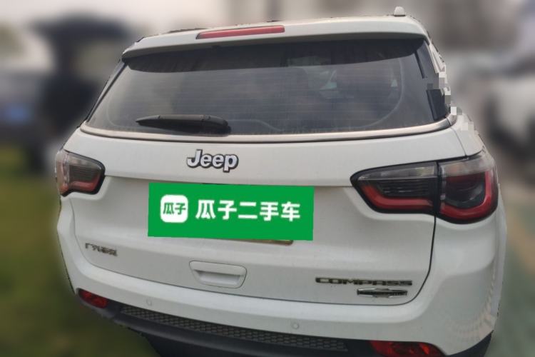 Used Jeep Compass 2017 200T Automatic Family Edition
