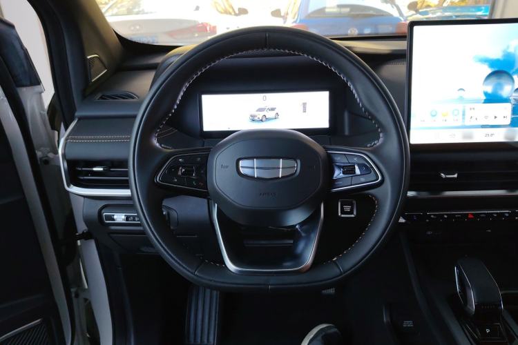 Used Geely Auto Haoyue L 2024 2.0T DCT Flagship Version