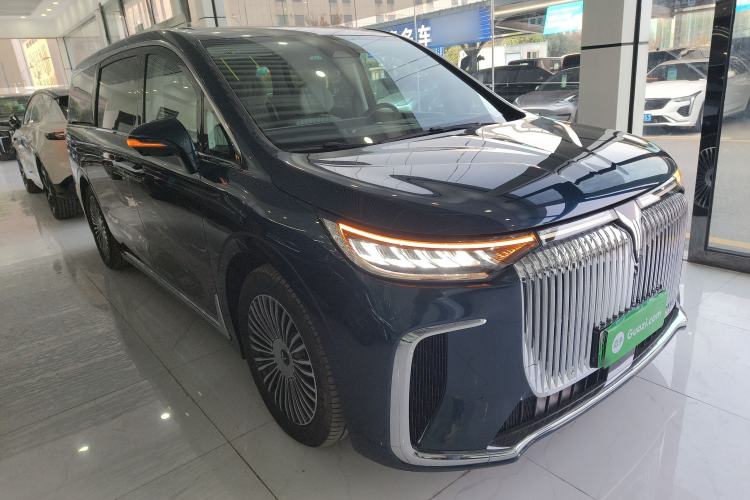 Used VOYAH Dream 2025 PHEV Four-Wheel-Drive Flagship Kunpeng Edition
