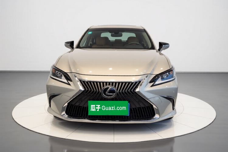 Used Lexus ES 2020 200 Excellence Edition
