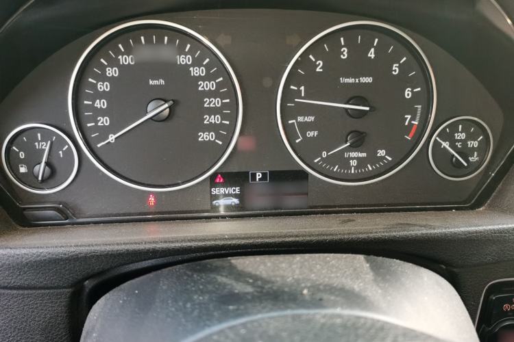 Used BMW 3 Series 2016 320Li Ambition Model
