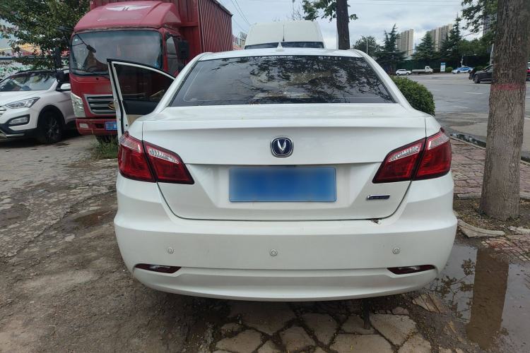 Used Changan Eado 2015 1.6L Manual Luxury Model China V Standard

