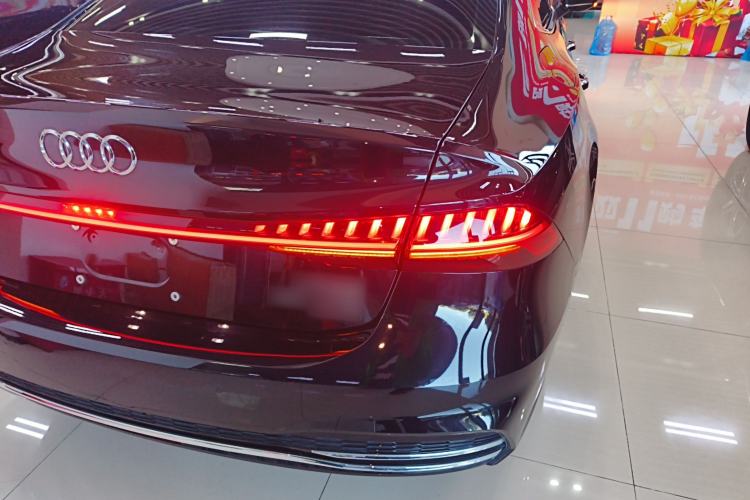 Used Audi A7L 2024 45TFSI quattro S-line Visionary Edition Flow Crystal Package