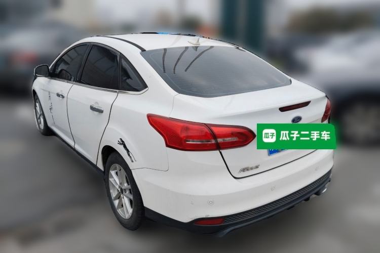 Used Ford Focus 2017 Sedan 1.6L Manual Fashion Edition Smart Drive Version
