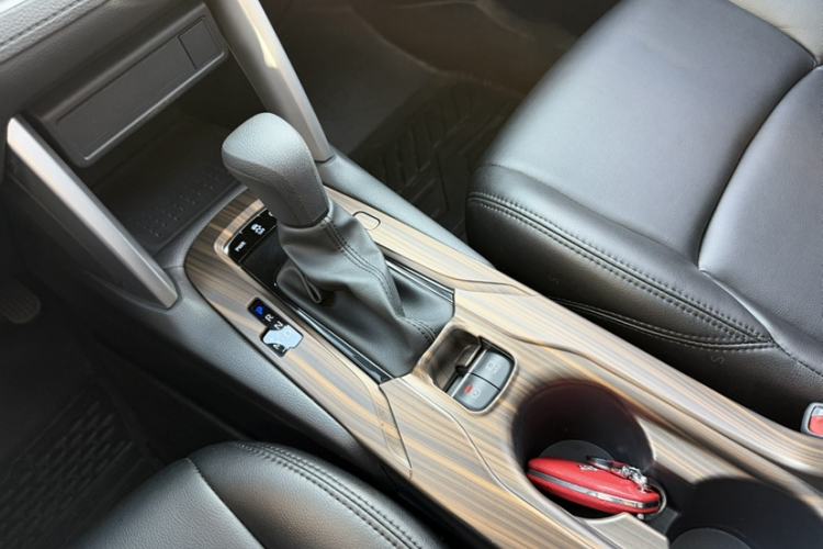 Used Toyota FRONTLANDER 2022 2.0L CVT Leading Edition