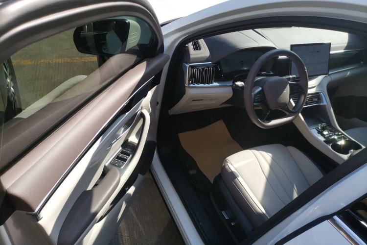 Used BYD Song PLUS New Energy 2025 DM-i Intelligent Driving 112KM Prestige Model