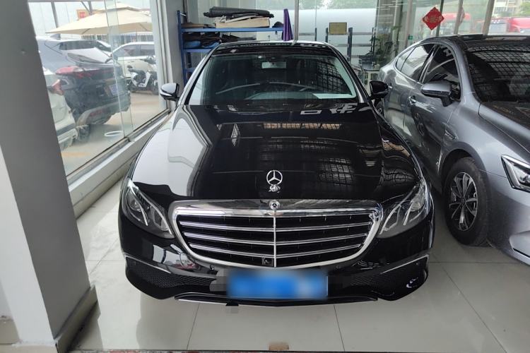 Used Mercedes-Benz E-Class 2019 Restyled E 300 L Sporty and Stylish Edition
