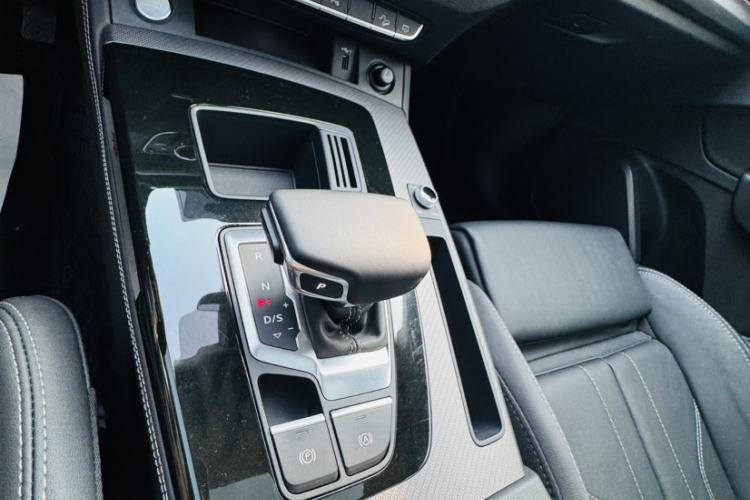 Used Audi Q5L 2022 Updated 40T Luxury Dynamic Edition
