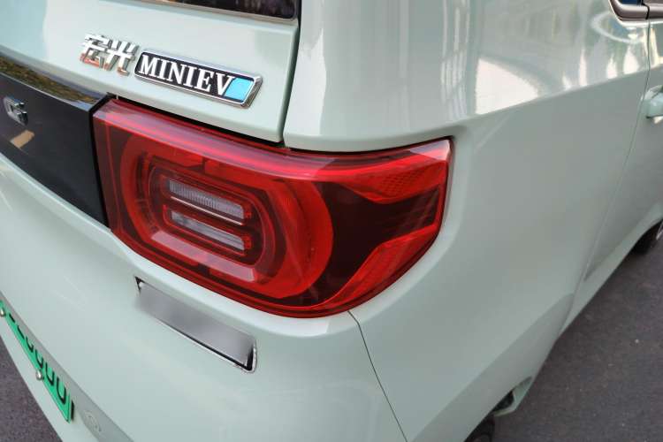 Used Wuling Hongguang MINIEV 2021 Macaron Fashion Model Lithium Iron Phosphate