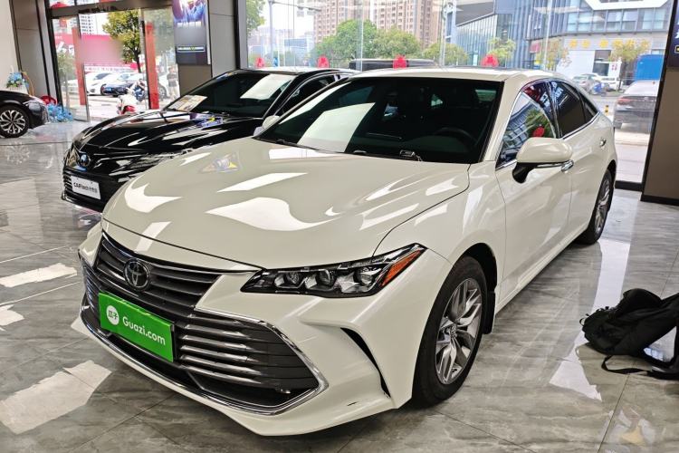 Used Toyota Avalon 2019 2.0L Luxury Edition China VI Standard