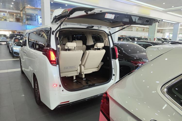 Used Toyota Alphard 2020 Dual-Engine 2.5L Luxury Edition