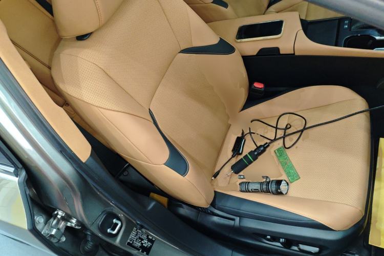 Used Lexus ES 2022 300h Excellence Edition
