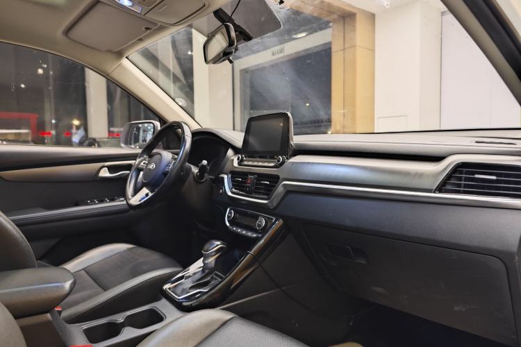 Used Kia Sportage R 2018 2.0L Automatic Smart Luxury Version China V Standard
