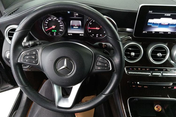 Used Mercedes-Benz GLC 2018 Facelifted GLC 260 4MATIC Dynamic Edition
