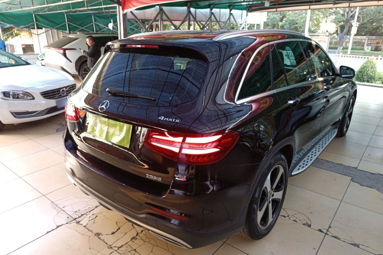 Used Mercedes-Benz GLC 2019 Facelift GLC 260 L 4MATIC Luxury Model
