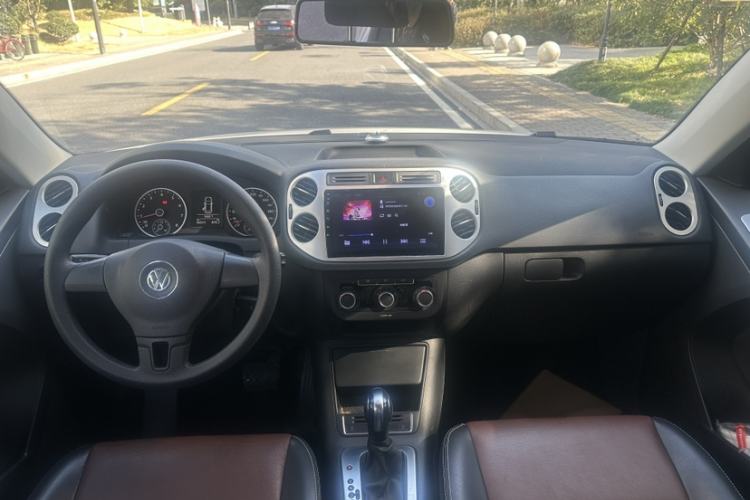 Used Volkswagen Tiguan 2017 300TSI Automatic Two-Wheel Drive Silk Road Luxury Edition
