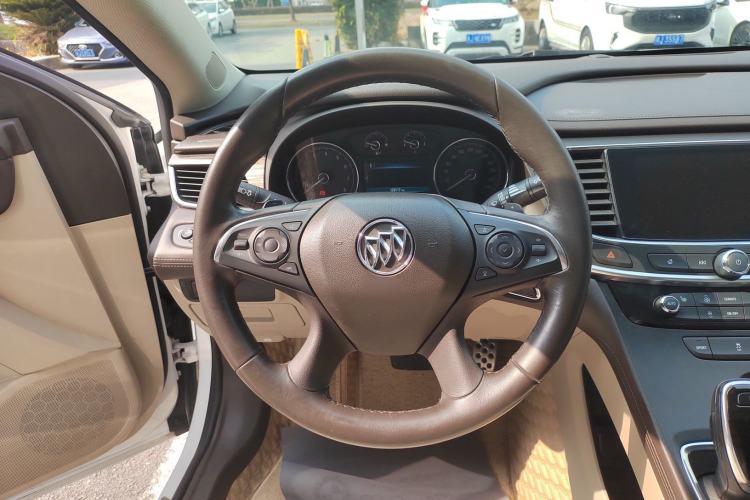 Used Buick LaCrosse 2016 20T Leading Model