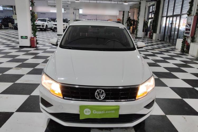 Used Volkswagen Jetta 2017 1.5L Manual Fashion Edition
