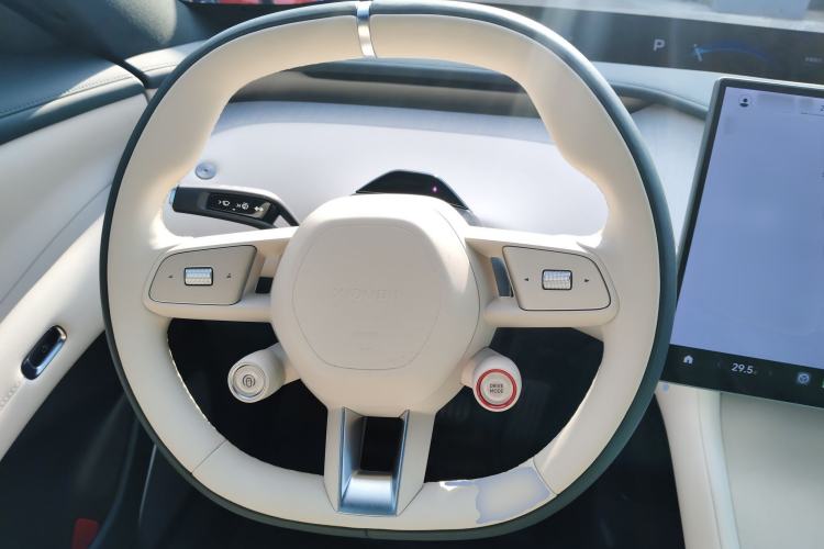 Used  YU7 2025 Ultra-Long Range Rear-Wheel Drive Version