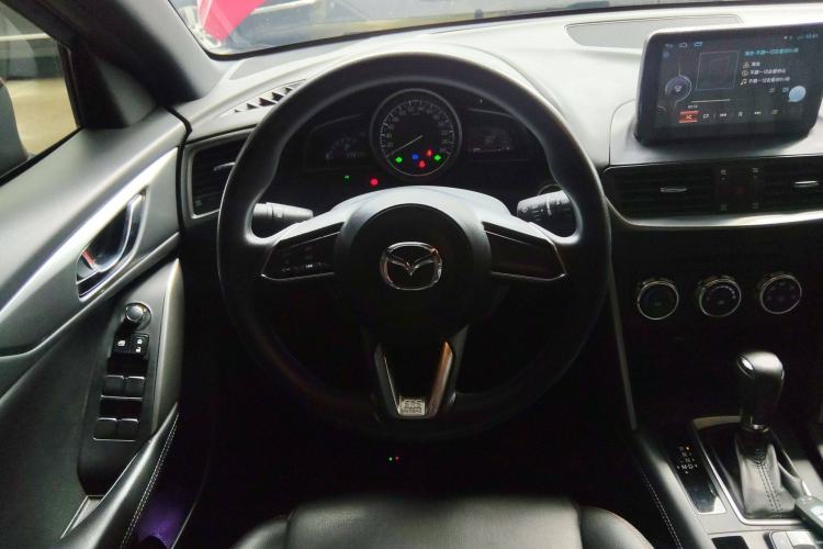 Used Mazda CX-4 2018 2.0L Automatic Two-Wheel Drive Blue Sky Dynamic Version China V Standard
