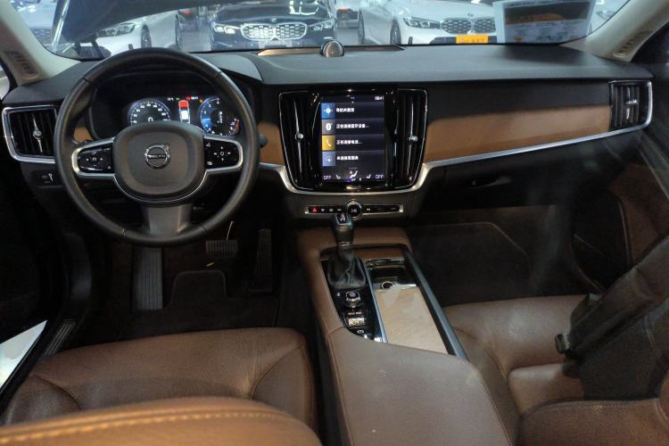 Used Volvo S90 2020 T5 Zhiyi Luxury Edition