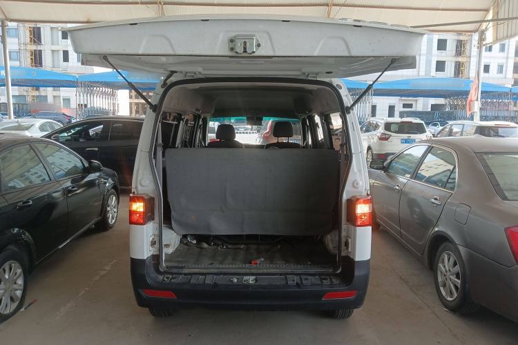 Used Jinbei Hiace X30 2020 1.5L Super-Comfortable Version China VI Standard SWC15M
