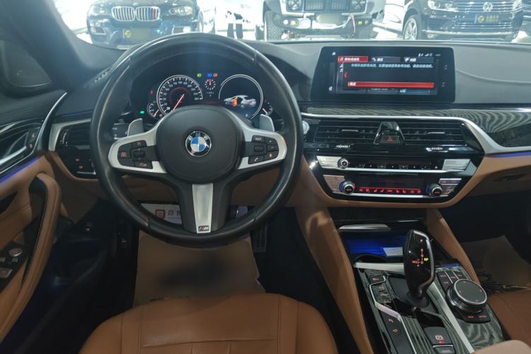 Used BMW 5 Series 2018 Restyled 530Li Luxury Edition M Sport Package
