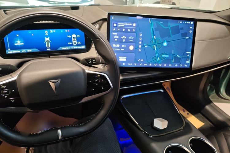 Used  SL03 2023 200Max Range-Extended Version
