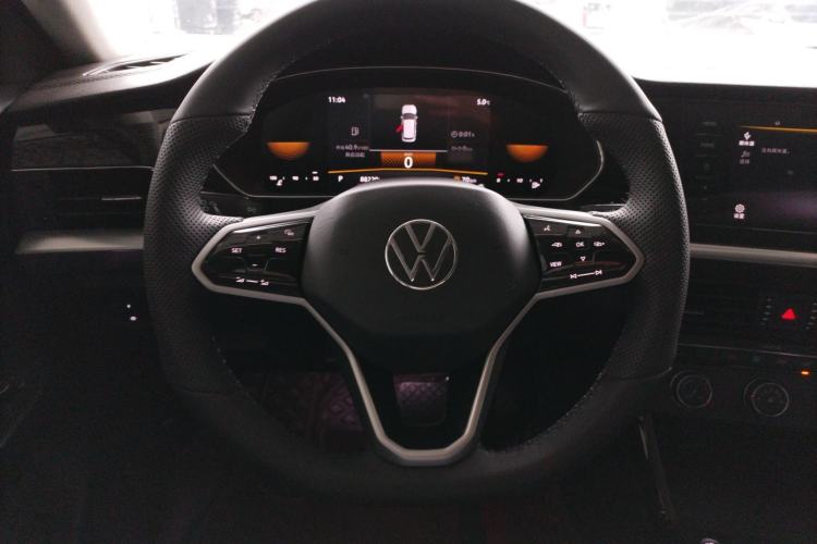 Used Volkswagen Passat 2023 280TSI Business Edition
